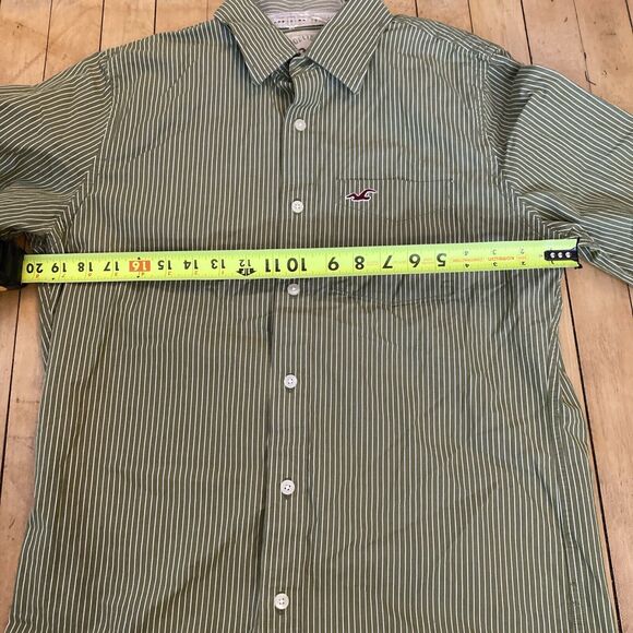 Hollister Men’s Button Down Shirt Size Medium Green Striped Long Sleeve - Picture 12 of 13